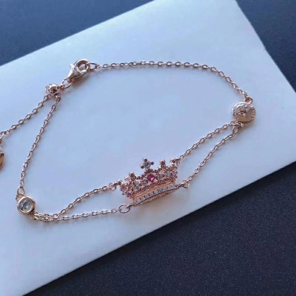 

High Quality SWA New Crown Smart Micro Set Elegant Beating Heart Bracelet Charming fashion jewelry