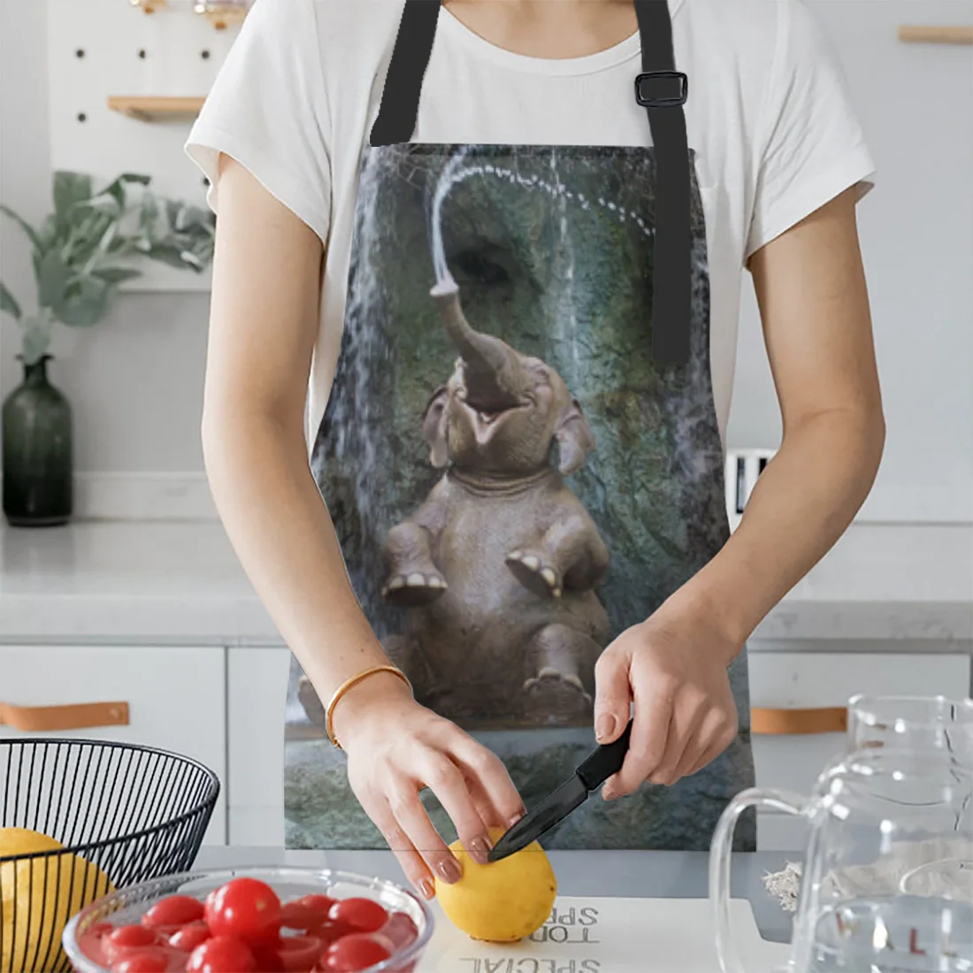 Женский фартук с изображением водопада и забавного слона Короткий Фартук для