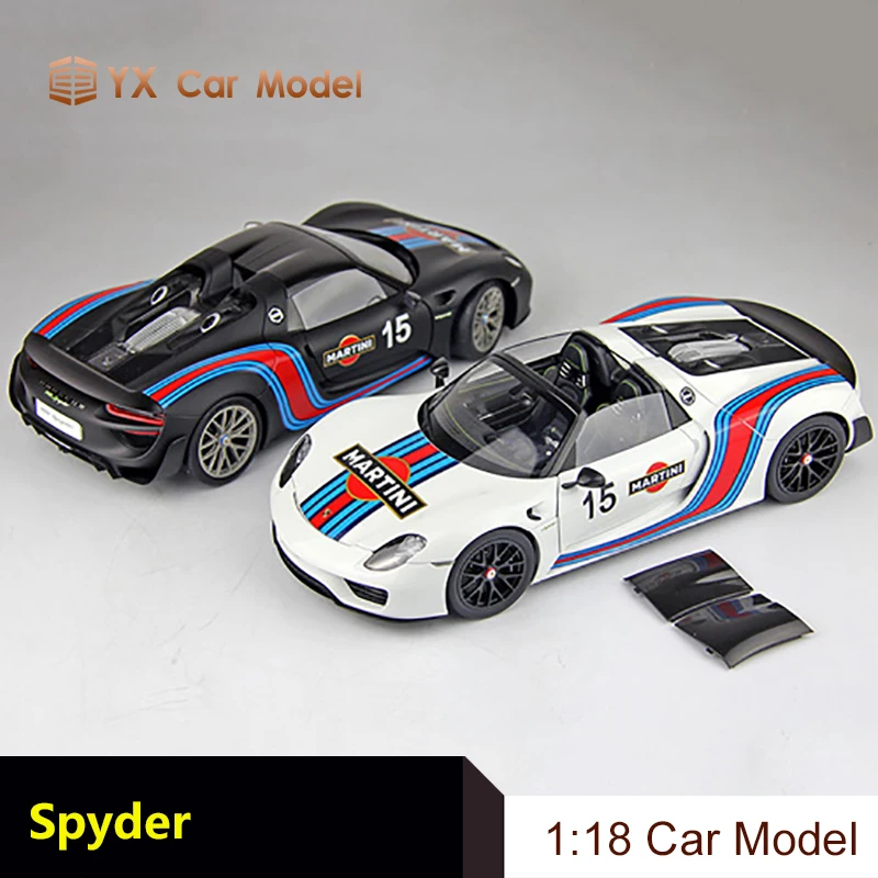 

AUTOart 1:18 Spyder Martini＋small gift