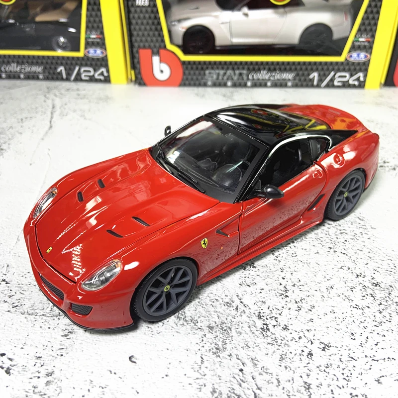 Bburago 1:24 Ferrari 599GTO модель автомобиля литье под давлением Металлическая Модель Детская игрушка бойфренд подарок имитация сплава автомобиль коллекция
