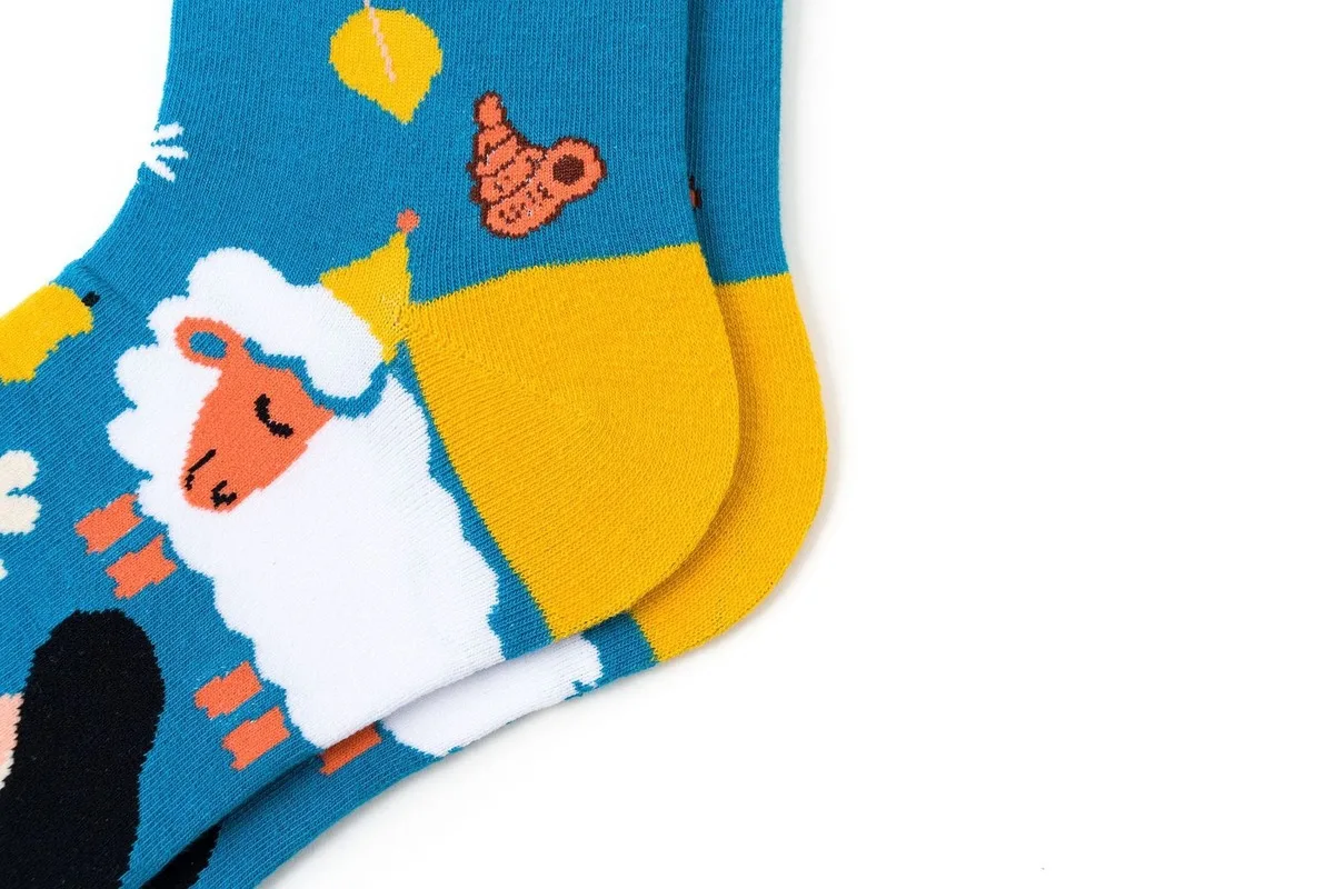 

Harajuku Cotton Cartoon Funny Breathable Autumn Winter Couple Socks Casual Happy Korean Men Kawaii Cute Socks Gifts for Women