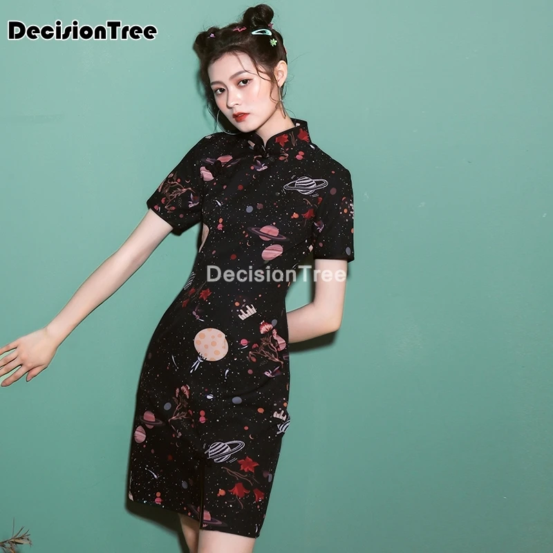 2021 women chinese dress morden improved cheongsam satin printing retro daily party split qipao for female | Тематическая одежда и