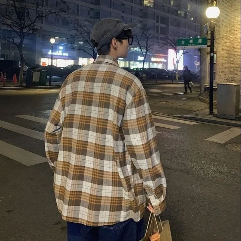 

Spring New Korean Clothes Plaid Shirt for Men Vintage Long Sleeved Loose Casual Handsome Harajuku Mens Fashion Clothing Trends