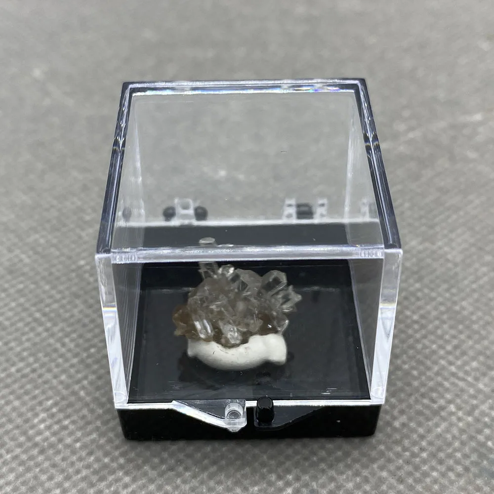 

Natural transparent columnar calcite is rare and extinct in China +Box35*35*35mm S22#