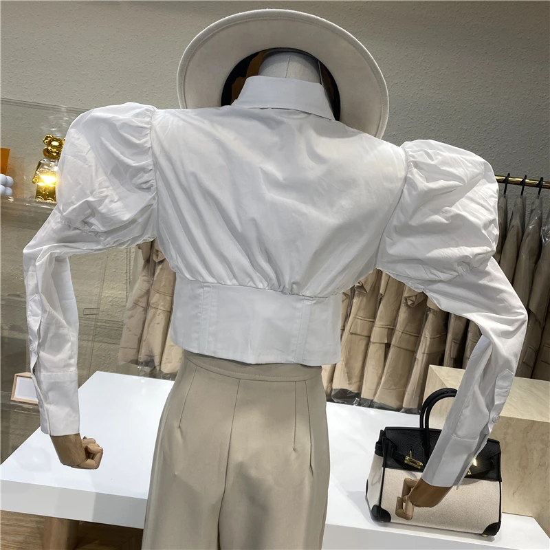 

Brand Original Design 2021 New Patchwork Twist Knitting Splicing Short Shirt New Salt-sweet Turtle-collar Bubble Sleeve Blouse