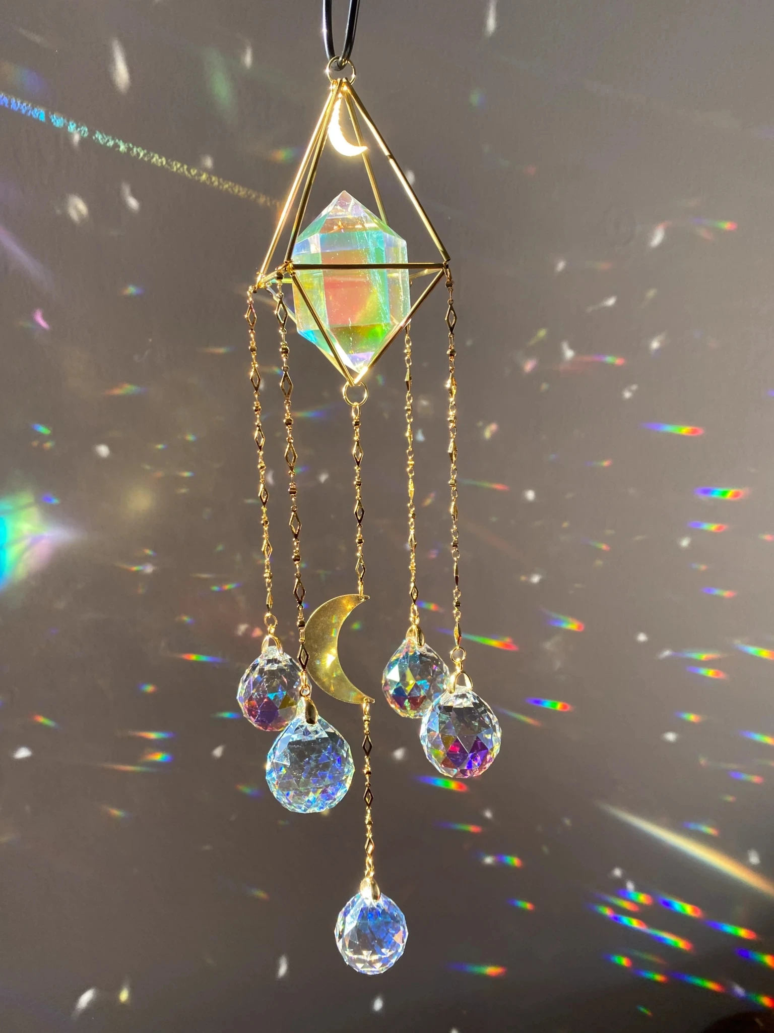 

Прозрачный Ловец Солнца Aura Quartz, геометрический Ловец Солнца, подвесной Ловец Солнца, домашний декор, декор солнечной комнаты, подарок для нее