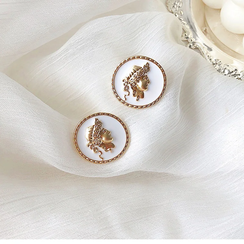 Korean New 925 Silver Pin Retro ins Round Abstract Portrait Stud Earring Female Jewelry for Women Girls Gift