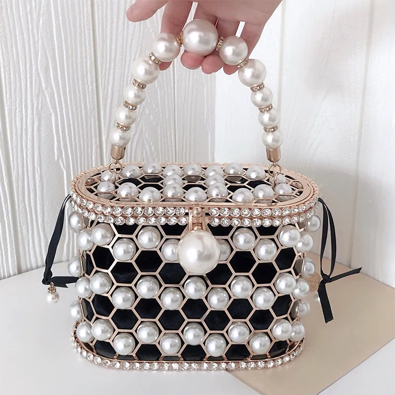

Hollow Out Pearl Flower Mini Bucket Handbag Women's Evening Clutch Bag Luxury Designer Diamond Beaded Wedding Clutch