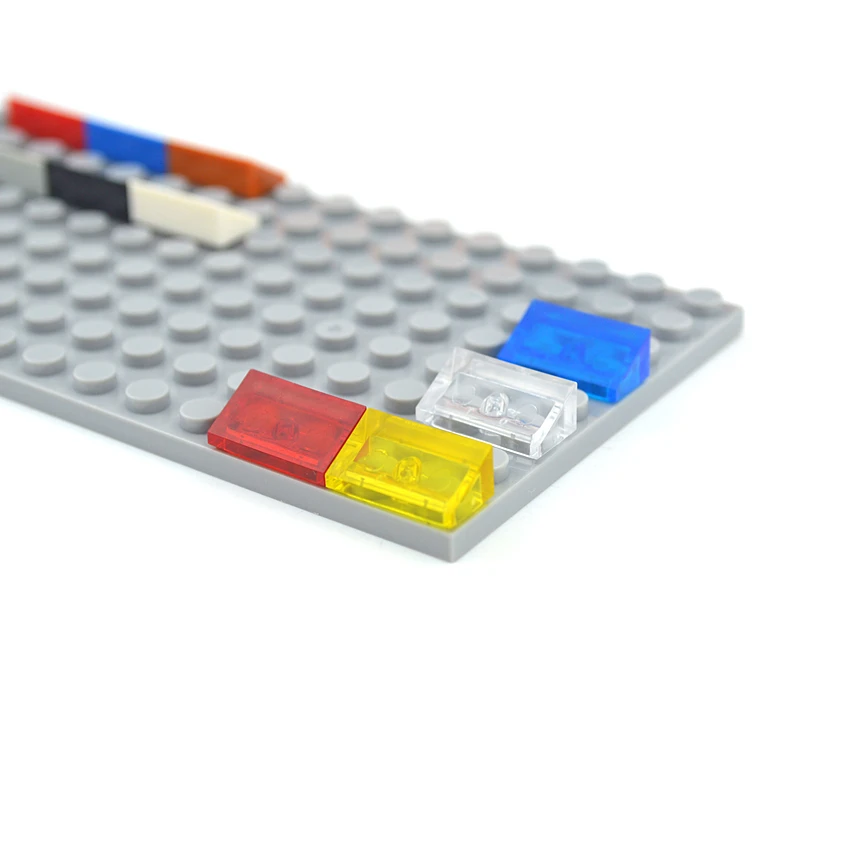 Конструктор сделай сам из 140 блоков фигурка гладкие конические кирпичи 1x2