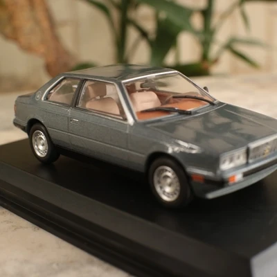 1/43 Maserati 1984 biturbo Седан сплав модели, подарки, подарки на день рождения, коллекция значение
