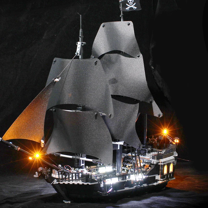 

(only light included)LED Light Kit for 16006 Technic Black Pearl Pirates Caribbean Building Blocks Model Toys Compatible 6002