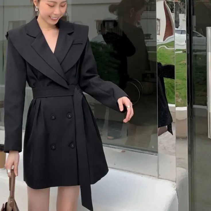 Coat 2021 Women New Retro Style Commuter Suit (with Belt)