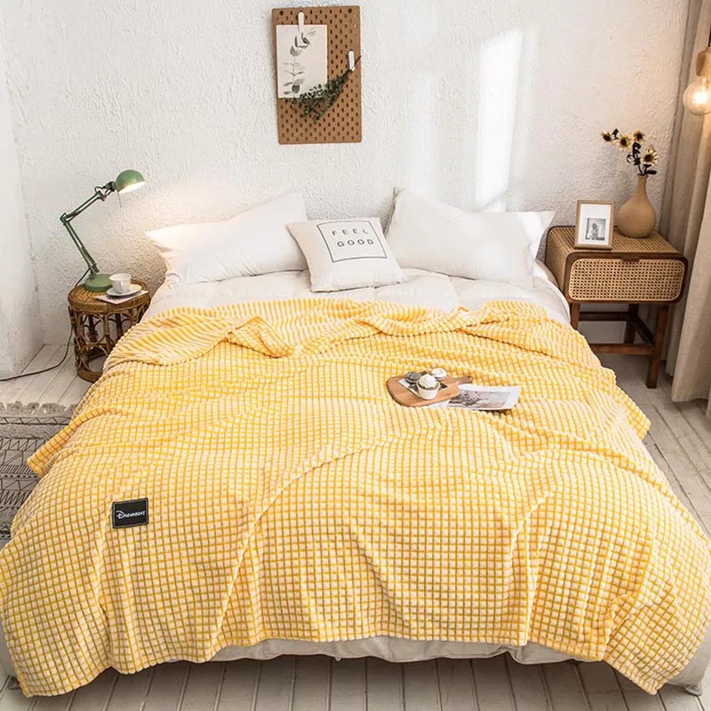 

Milk Velvet Blankets Thicken Warm Sleeping Blanket Travel Office Nap Cover Bedding Air Conditioning Bedroom Home Textiles