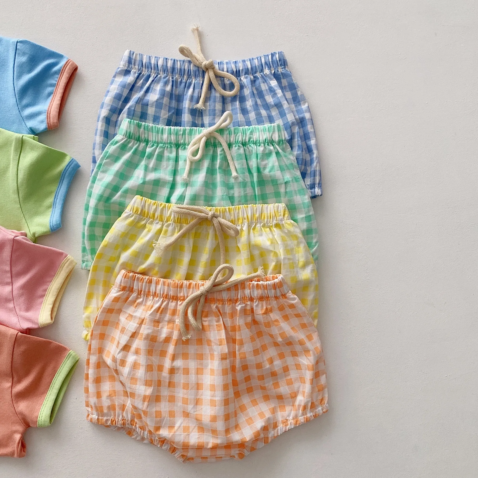 

2021 Summer New Baby Boy Clothes Set Solid T Shirt + Plaid Shorts 2pcs Little Girls Short Sleeve Clothes Set Cute Toddler Suit