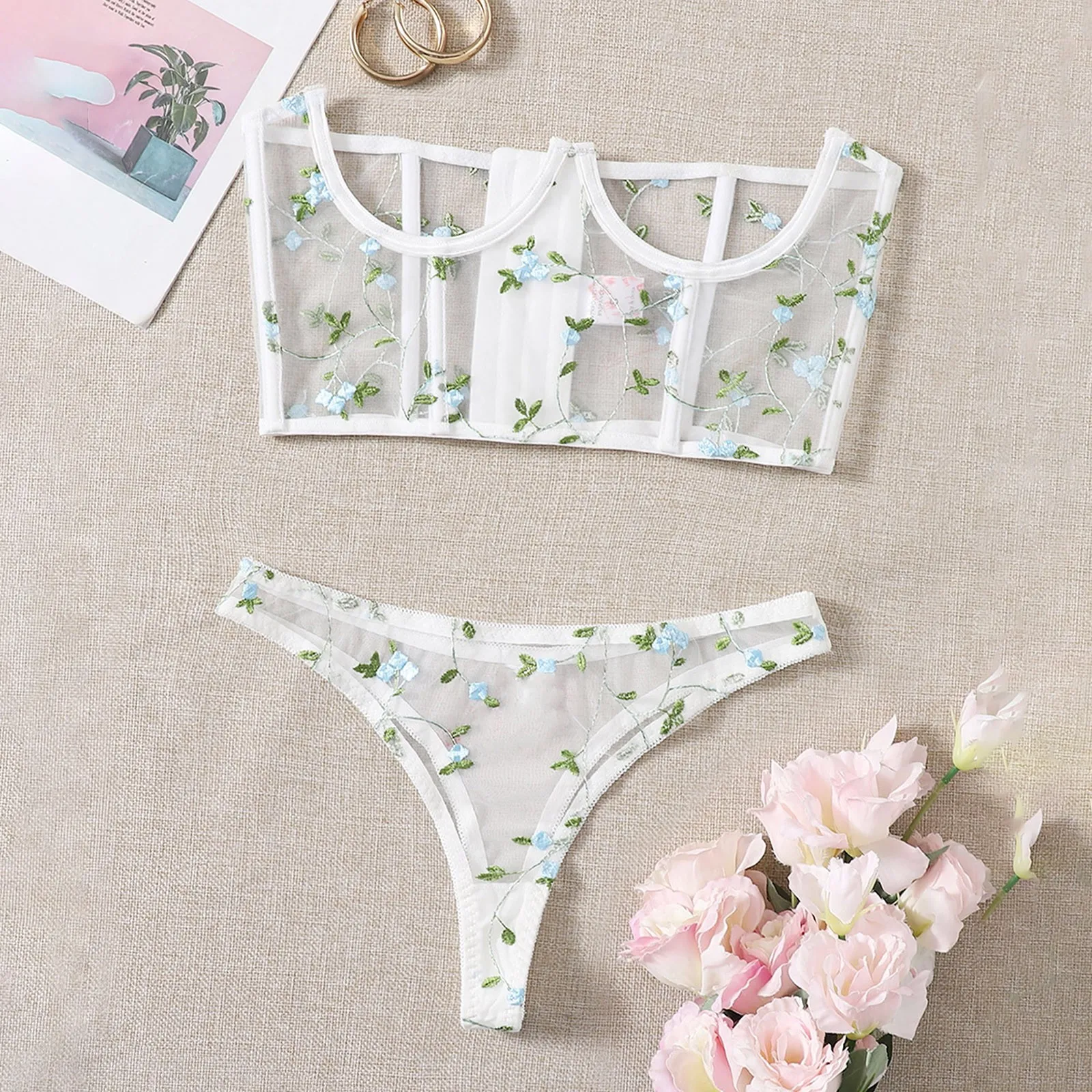 

Embroidery Erotic Lingerie Sexy Underwear Women Flowers Lenceria Set Hollow Out Push Up Bra Thong G String Lenceria Sexy Hot