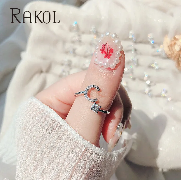 Женские кольца RAKOL белые с английскими буквами и кубическим цирконием вечерние