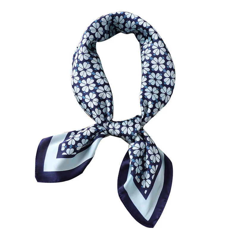 

2020 Summer Luxury Brand Silk Scarf Square Women Shawls And Wraps Fashion Dot Print Office Small Hair Neck Hijabs Foulard