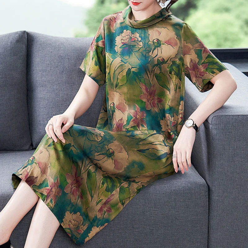 Тяжелая шелковая марля подчеркивающая красоту шелковое платье из шелка тутового