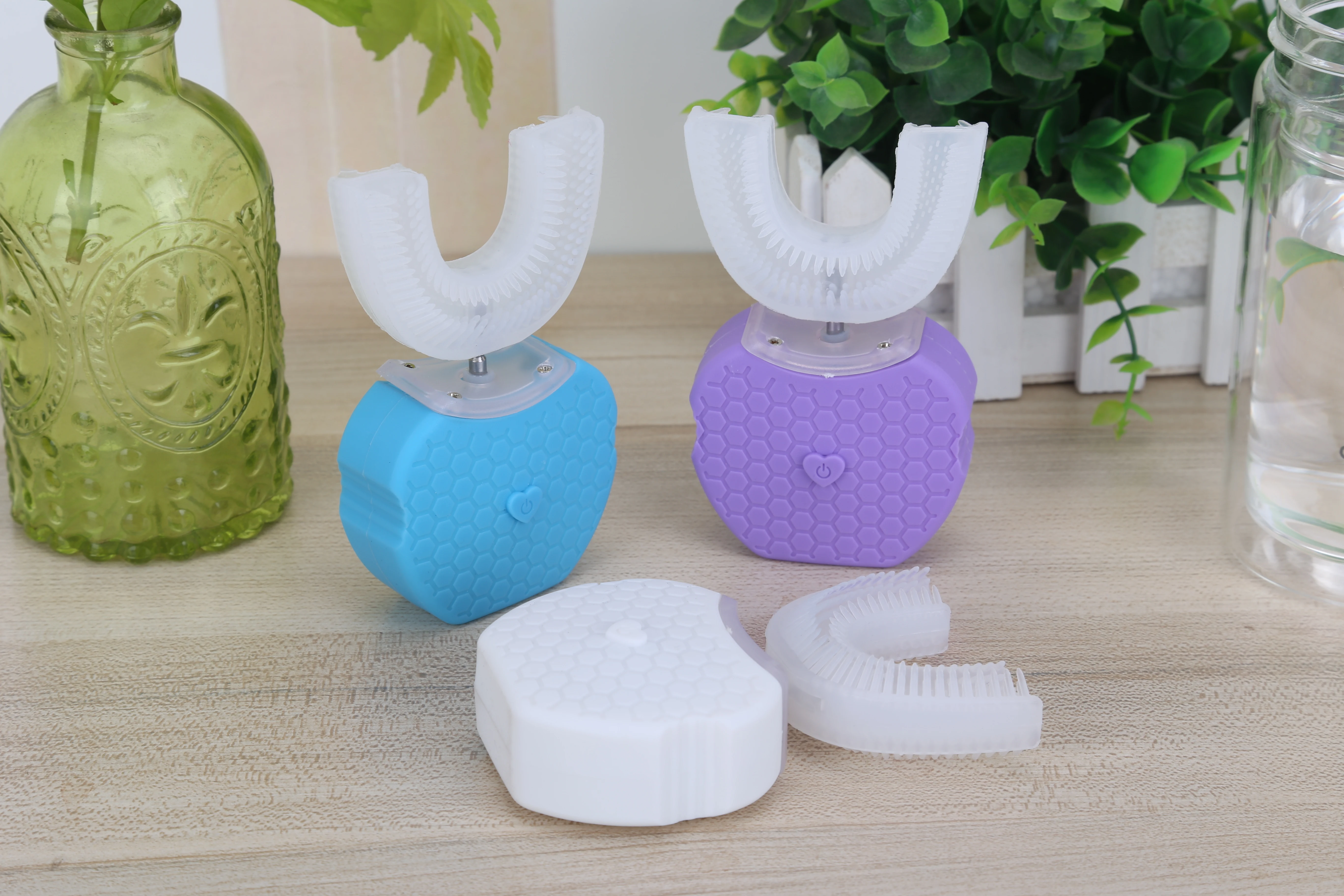 Перезаряжаемая универсальная зубная щетка для ухода за зубами на 360 градусов