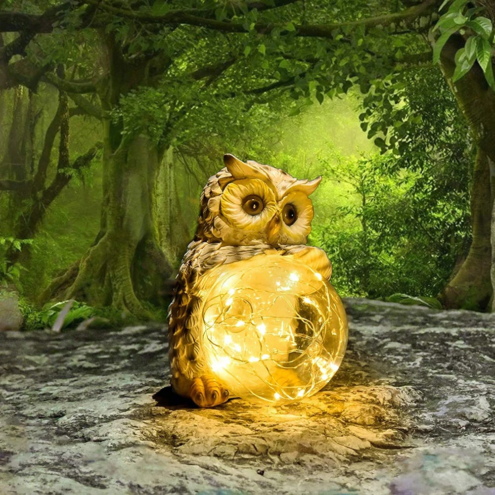 

Solar owl holding ball 30 LED spotlight resin resin bird sculpture lawn light new solar LED light garden decoration indoor light