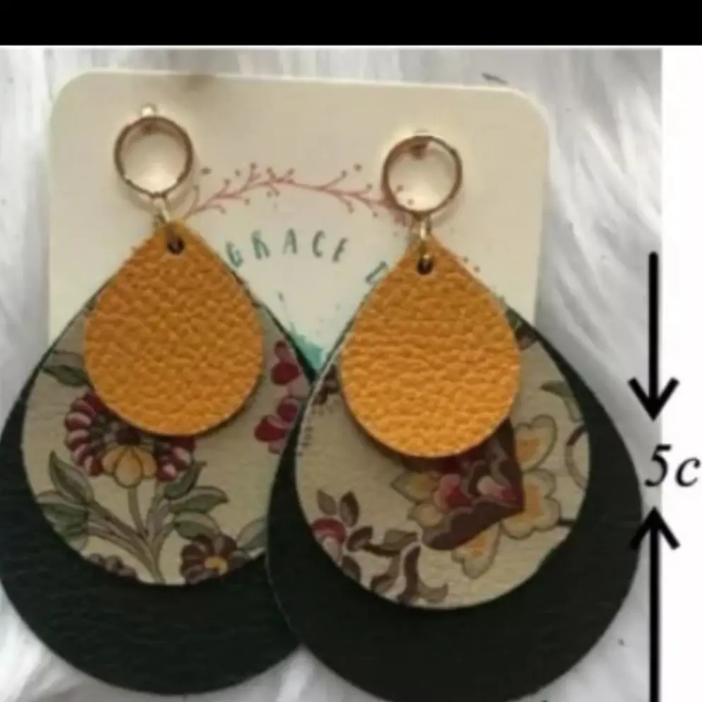 

Halloween series witch hat cutting tool mold wood mold wood die knife die is suitable for the market general manual knife die