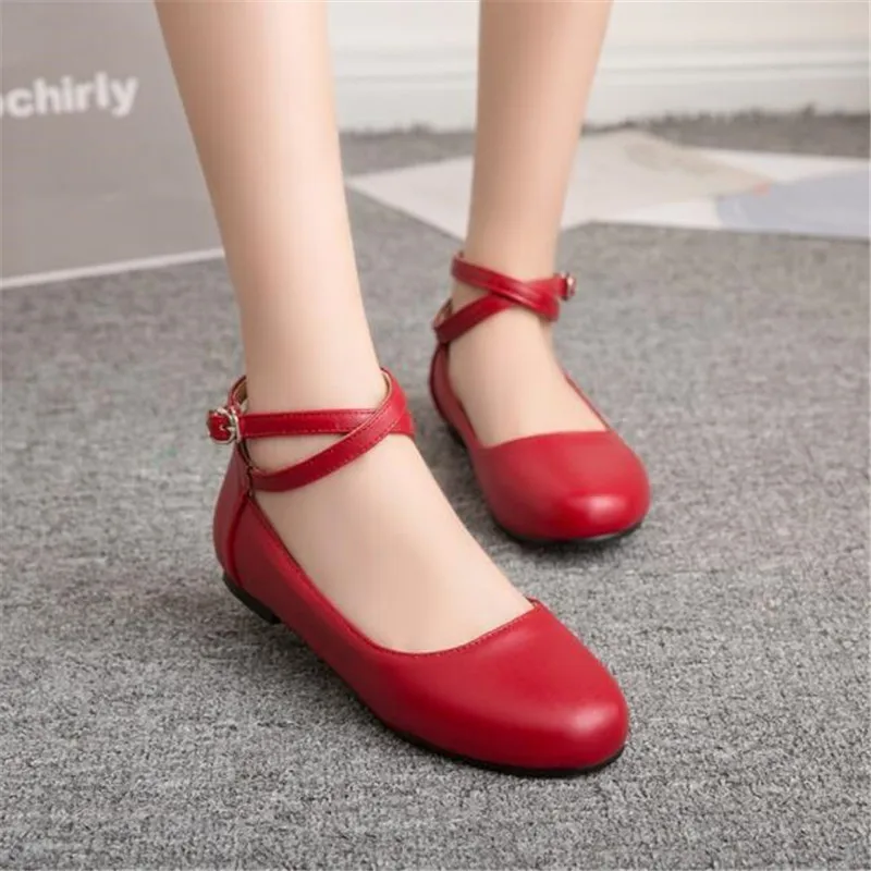 Туфли кожаные для школьников и студентов 12-15 лет обувь на плоской подошве с