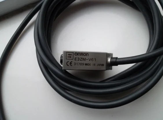 

E3ZM-V61 2M Mark detection/Stainless steel case Photoelectric sensor with built-in amplifier Diffuse reflection type