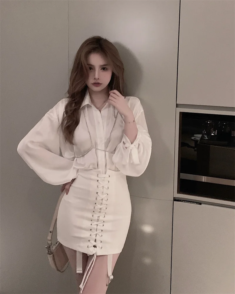 

2021 Summer Fashion Sexy Solid Color Single Breasted Turn-Down Collar Chain Shirt Design Sense Strap + Hip Bodycon Lace-Up Skirt