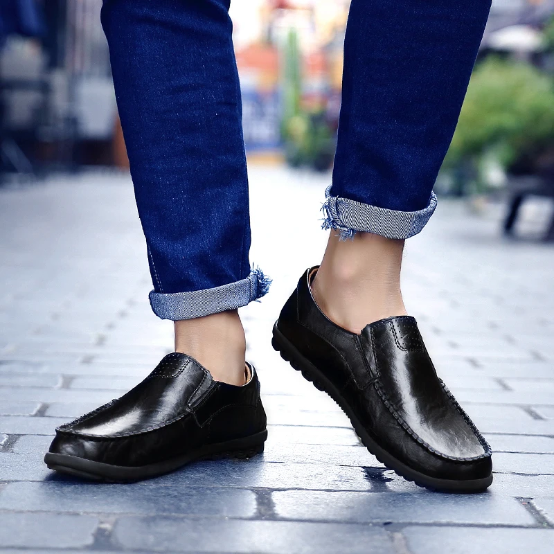 Модные уличные мужские кожаные повседневные легкие туфли лоферы