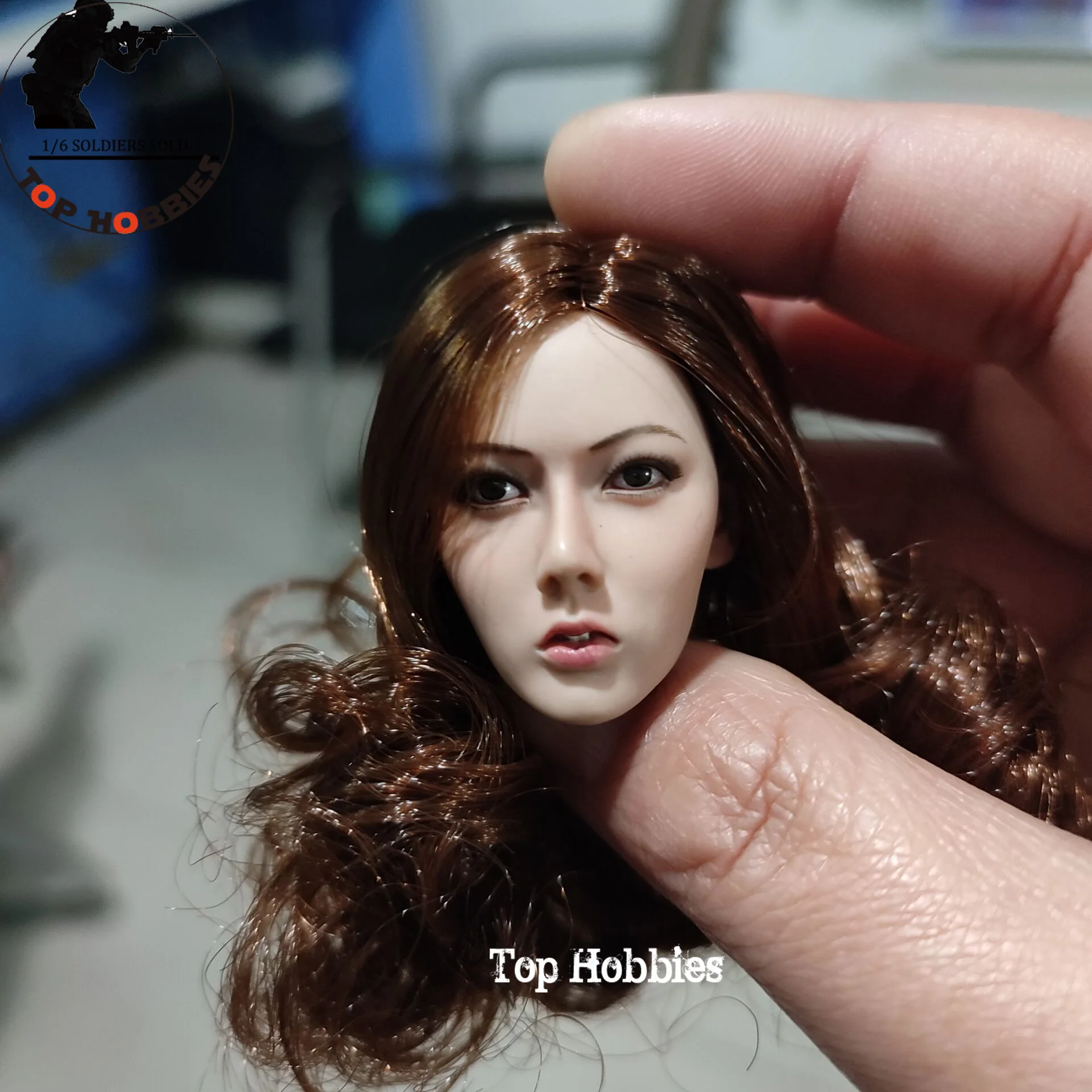 

YMTOYS масштаб 1/6 гриль Xiu коричневые вьющиеся волосы женская голова Лепка 12 дюймов экшн-фигурка F TBleague Jiaodoll нормальное тело коллекционная