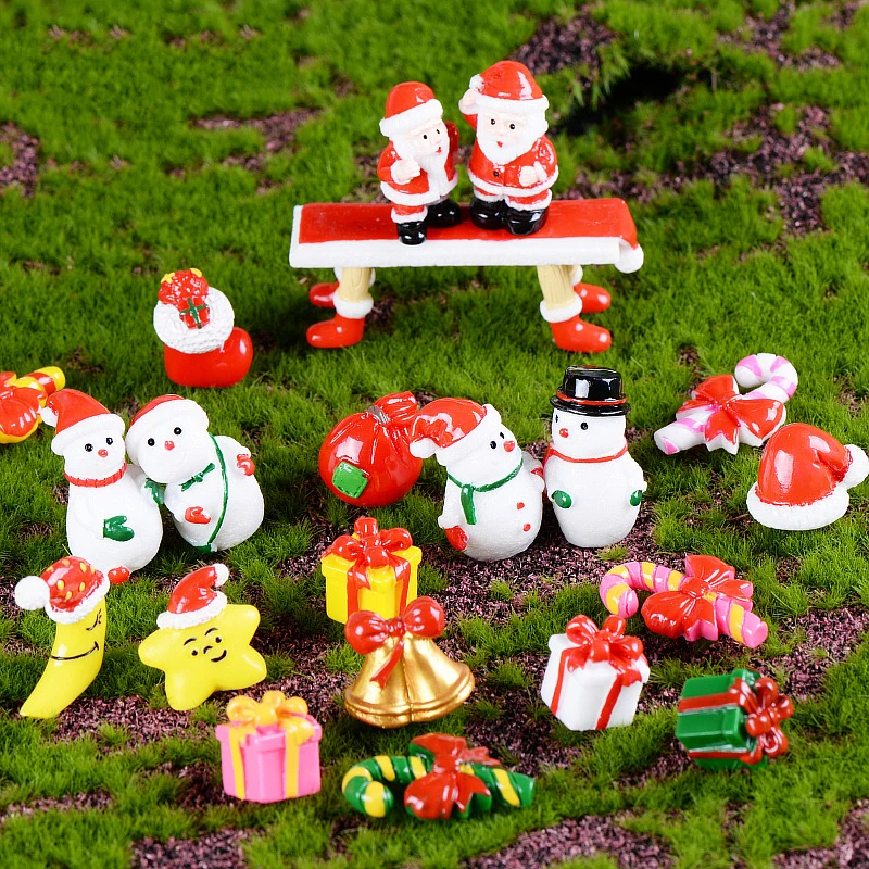 

1PC Mini Fairy Figurines Miniatures Snowman Resin Santa Claus Christmas Tree Micro Landscape Christmas Decor Gifts Garden Decor