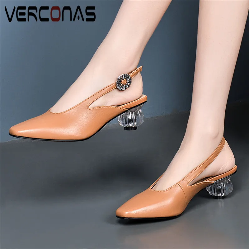 

VERCONAS женские тапочки высокого качества из натуральной кожи с острым носком; Фирменный дизайн; Вечерние женские туфли-лодочки на высоком каб...