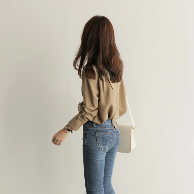 Рубашка женская с V-образным вырезом модная блузка длинным рукавом однотонная