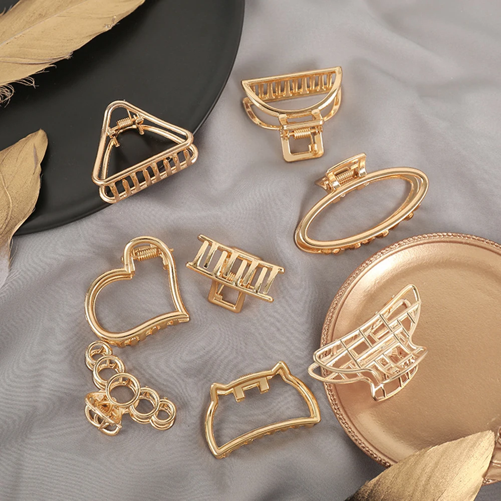 

Women Girls Geometric Hair Claw Clamps Hair Crab Moon Shape Hair Clip Claws Solid Color Accessories Hairpin