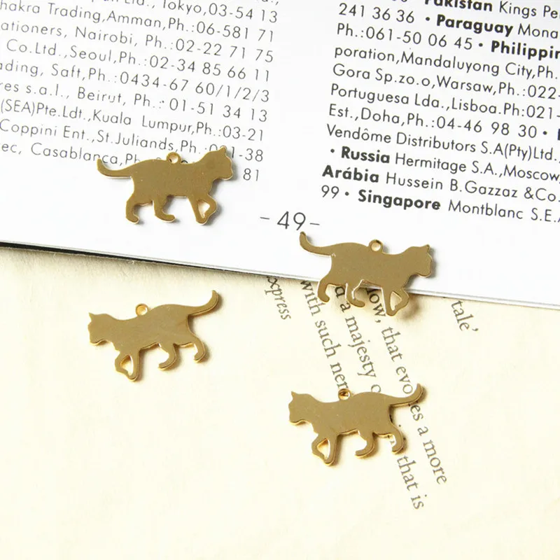 Милые и с милым рисунком кота для прогулок в медным покрытием из белого золота 18