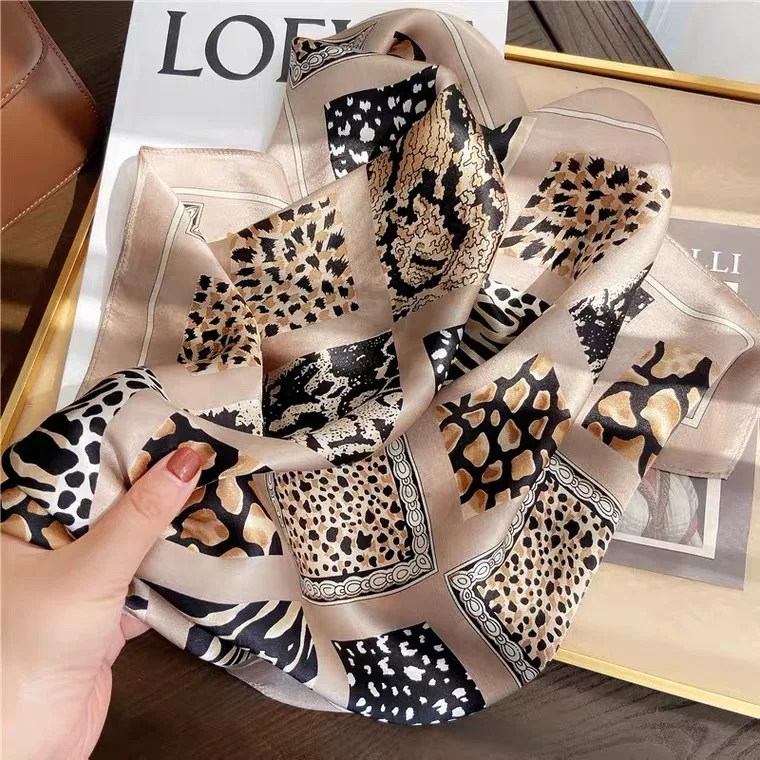 

Luxury Silk Neck Scarf For Women Leopard Print Kerchief Small Hijab Scarfs For Ladies 53*53cm Square Headband Bag Scarves Female