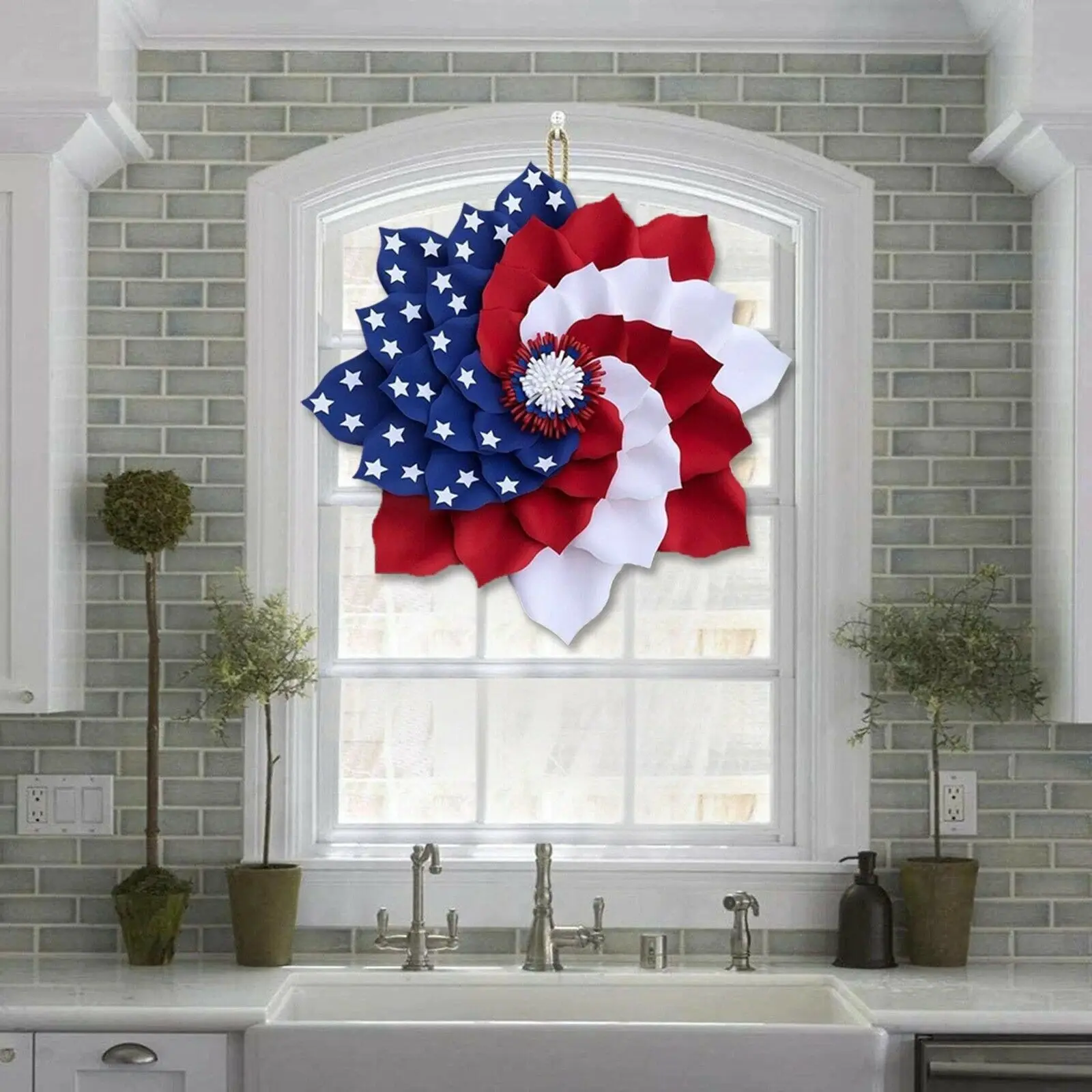 

American Independence Day Patriotic Wreath Decorations USA July 4th Memorial Day Garland Ornament for Front Door Wall Deco