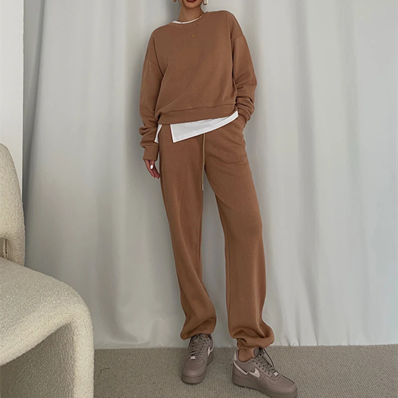 

Women Hoodie Tracksuits Set Female Long Sleeve Sweatshirt & Straight Trousers Autumn Winter Fleece Outfits