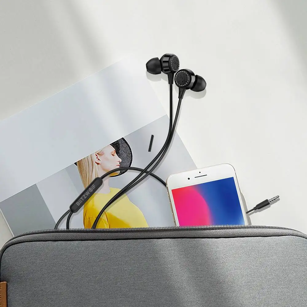 

BlitzWolf BW-ES3 3.5mm In-ear Wired Earphone Elegant Graphene Dynamic Driver Stereo Earbuds IPX5 Waterproof Earphone with Mic