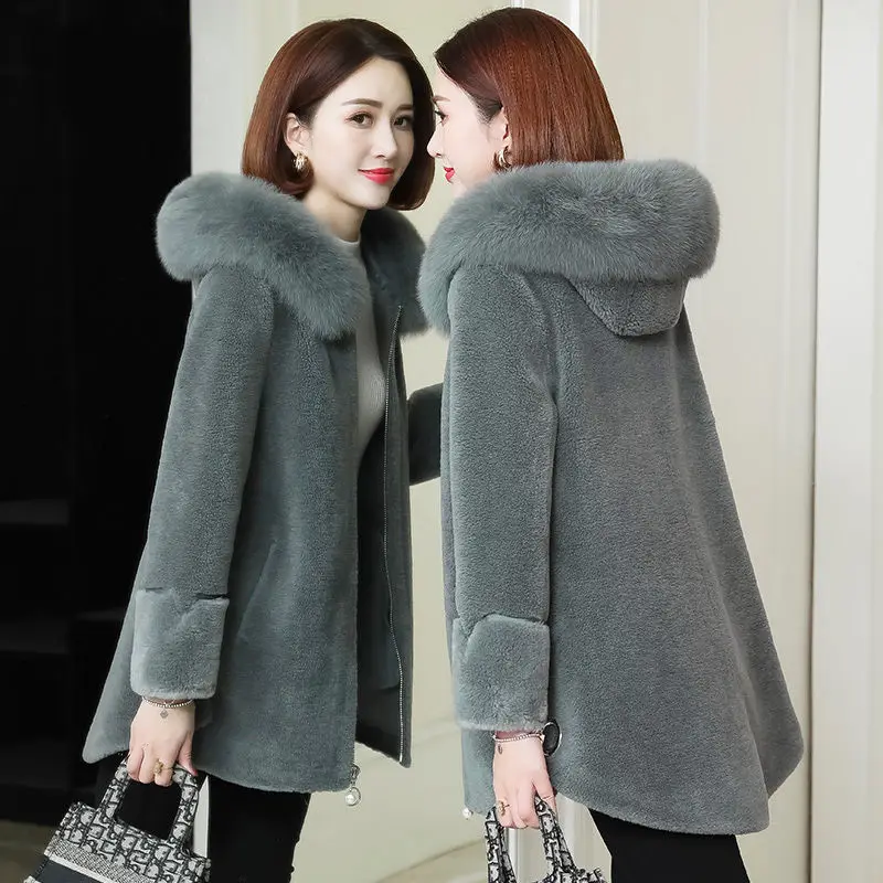 

2020 New Women Winter Warm Genuine Sheep Shearing with Real Fox Fur Collar Hooded Coat Ladies Soft Fluffy Outwear Overcoat H111