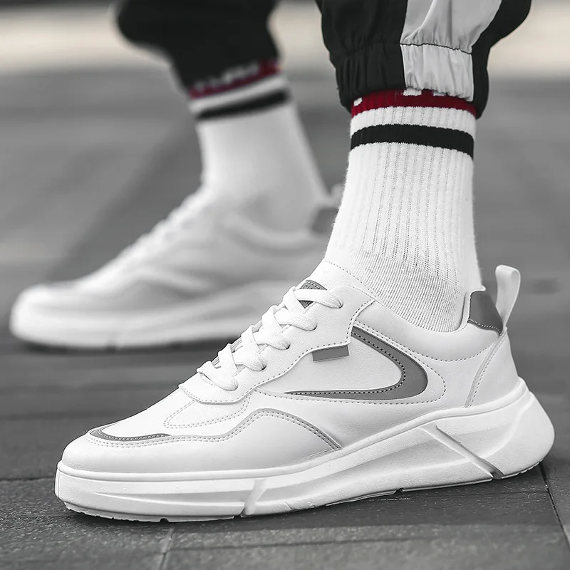 

2020 spring new men's shoes fashion wild outdoor reflective sports casual shoes non-slip men's white shoes driving shoes