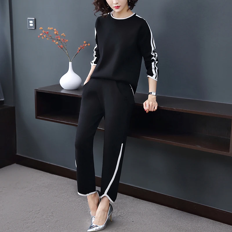 Женский трикотажный костюм размера плюс винтажный спортивный из 2 предметов с