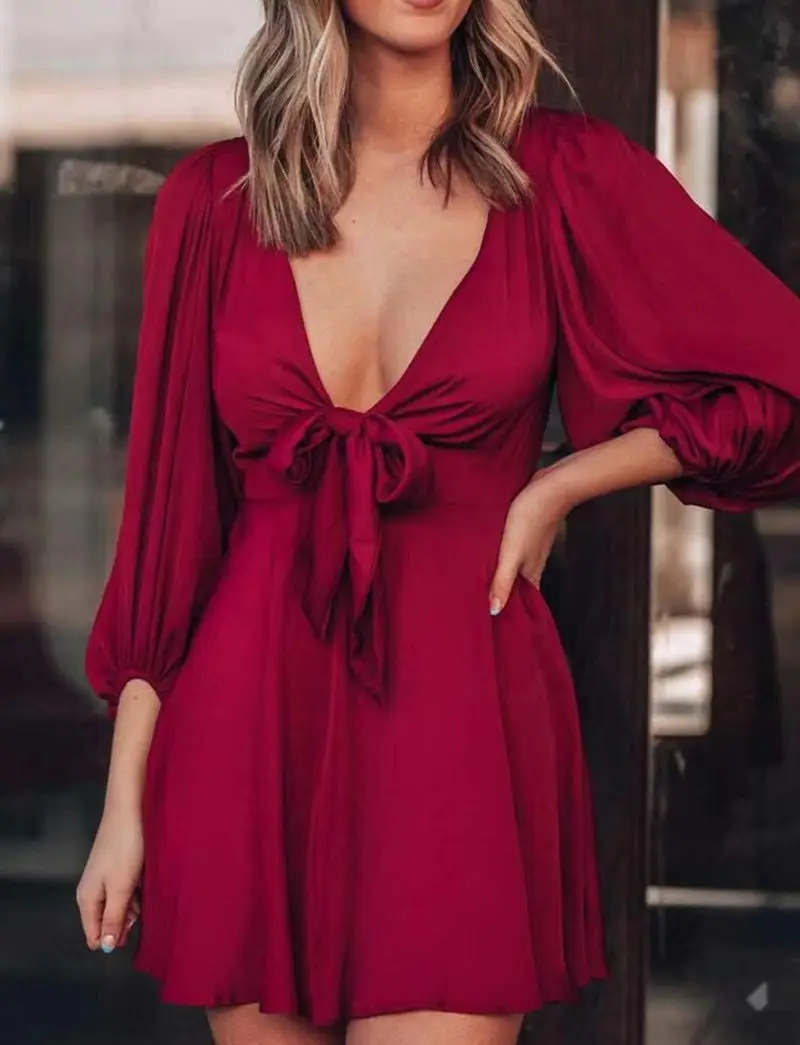 

2021 spring new hot style solid color deep V lace lantern 7-point sleeve straight skirt flowing dress