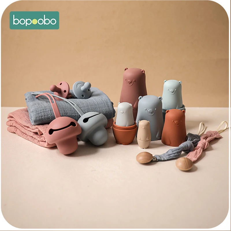 

5Pcs/1Set Silicone Matryoshka Doll Pacifiers Boxes Blankets Fabric Pacifier Chains Suit Early Educational Toy for Children Gifts