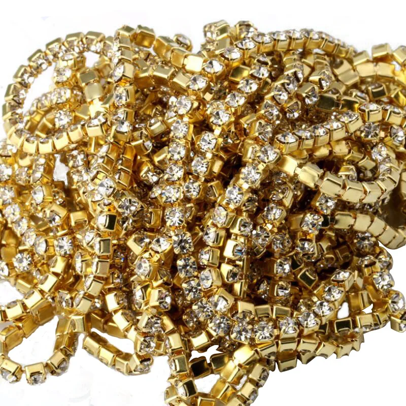

5M 1.5/2/2.5/2.8/3/4MM Non-Hotfix Glitter White Rhinestone For DIY Garments Bags Shoes Decoration With Gold Claw Strass