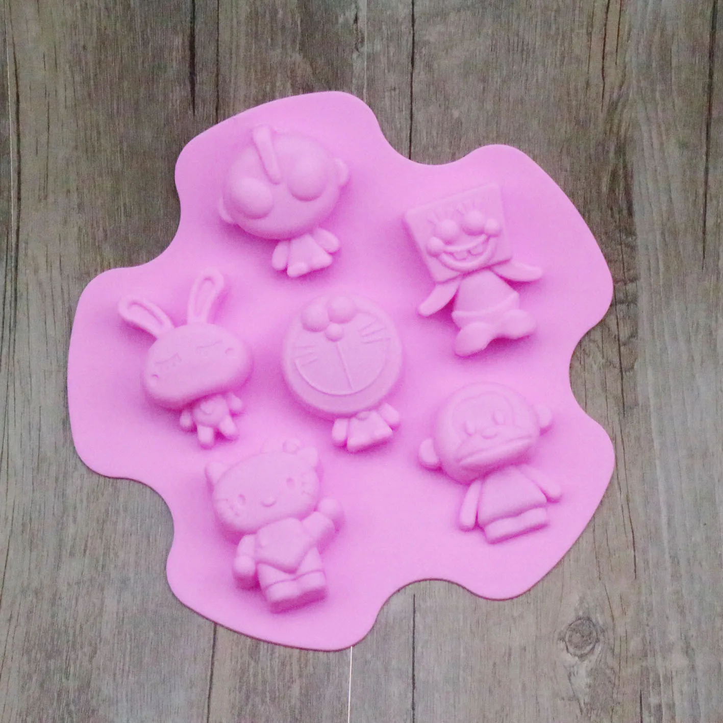 Силиконовая форма для льда с мультяшными персонажами 6 отверстий поднос