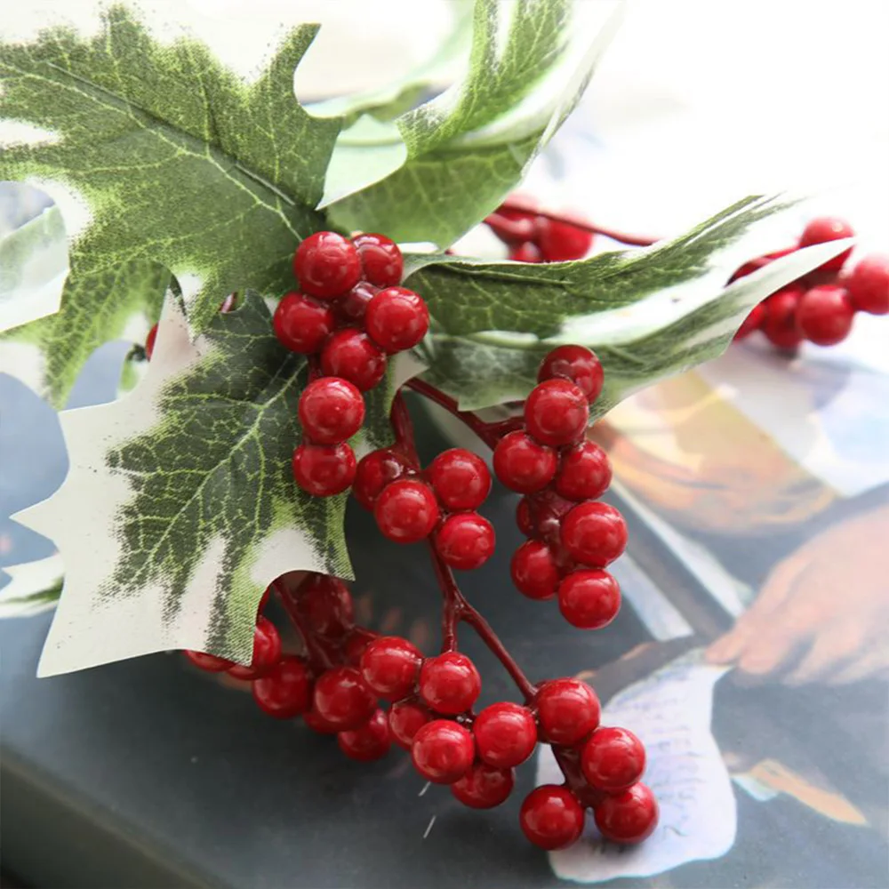 

Red Berry Diy Christmas Decorations for Home Wedding Party Decor Artificial Flower Berry Valentine's Day Gift Wreath Accessories