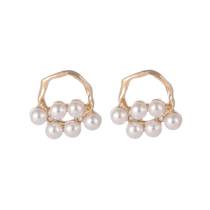

2020 New Elegant Pearl Twist Circle Stud Earrings For Women Fashion Cute Shiny Zircon Bijoux Brincos Jewelry