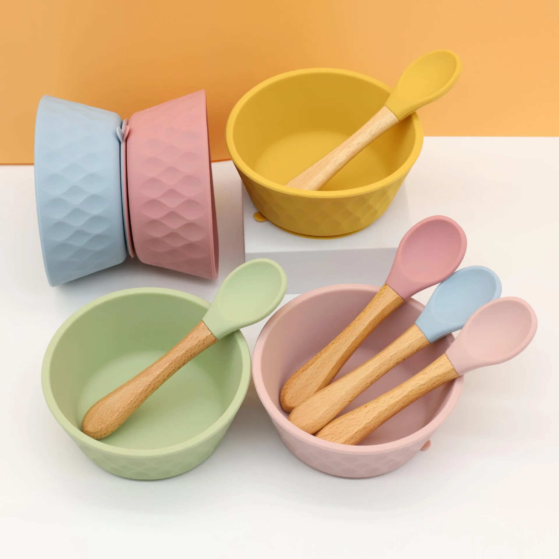 

1Set Silicone Baby Feeding Sucker Bowl Tableware for Kids Wooden Handle Spoon Fork Children's Dishes Dinnerware Infant Stuff