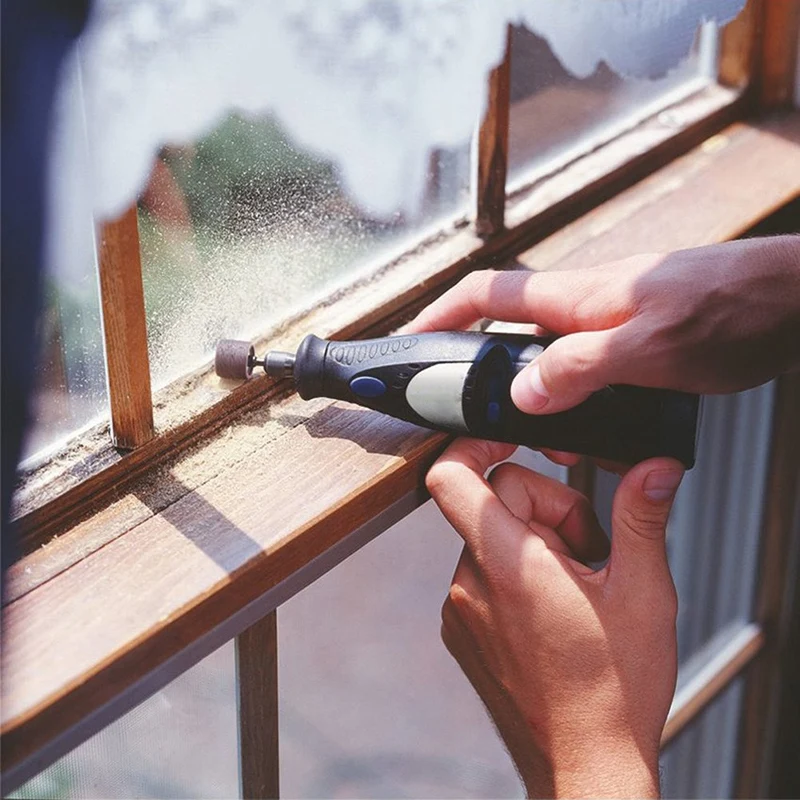 384 штук искусственных элементов включая 360 шлифовальных лент для ногтей и 24